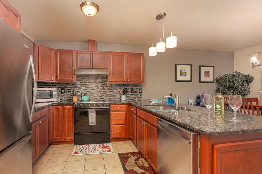 Walk To Downtown Leavenworth * Sleeps 6 + Pets * Ground Level Gem!アパートメント エクステリア 写真