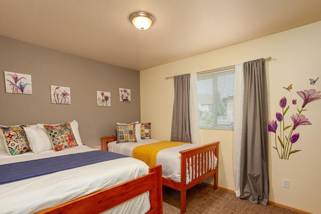 Walk To Downtown Leavenworth * Sleeps 6 + Pets * Ground Level Gem!アパートメント エクステリア 写真